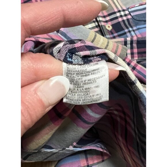 Tommy Bahama Pink Striped Long Sleeve Button-Up Shirt Size Medium Preppy Modern - Picture 8 of 12